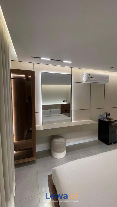 RÉSIDENCES MEUBLÉES À ABIDJAN 🏠✨