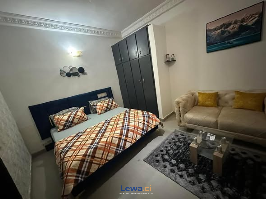 Studio meublé, haut standing, Abidjan Riviera