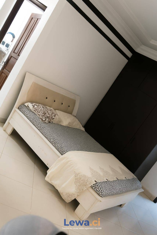 Studio Meublé COZY – Angré 8ème Tranche